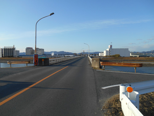 �ǂ܂񒆒���