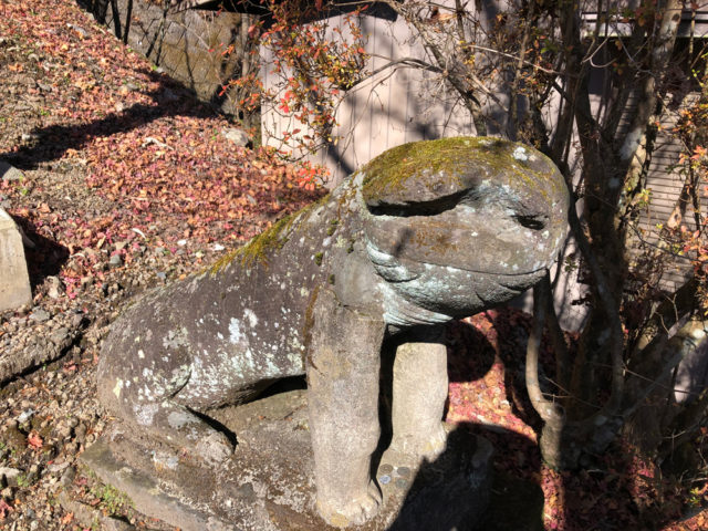碓氷峠熊野神社の狛犬