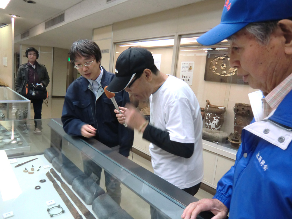 2012年10月25日　FMカオンの番組で厚木郷土資料館